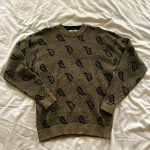 Vintage tan sweater in size XL one of a kind unique design. Perfect for winter